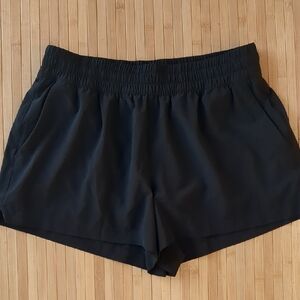 Athleta Women's Black Weekender Run Short Athletic Shorts, Size Small